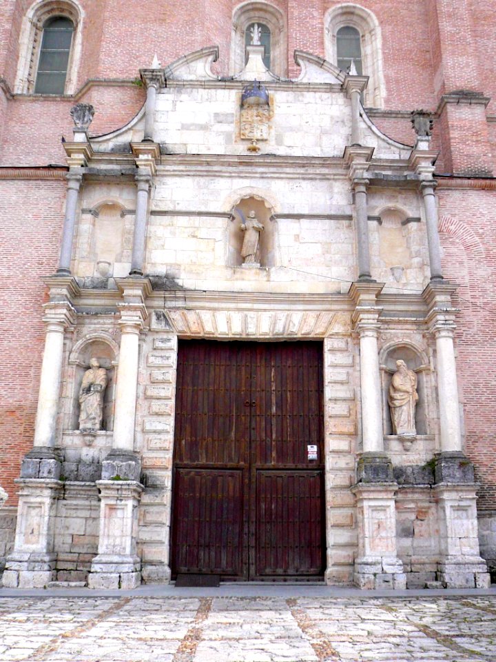 Medina del Campo - Colegiata de San Antolín 04