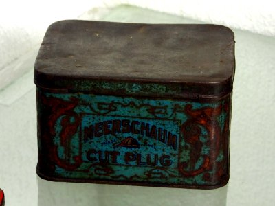 Meerschaum Cut Plug tin, Musée Somme 1916, pic-079