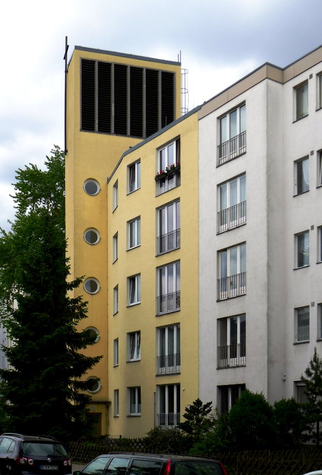 Melanchthonkirche (Berlin-Kreuzberg) Treppenhaus im Turm