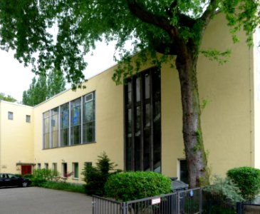 Melanchthonkirche (Berlin-Kreuzberg) Treppenhaus und Saal