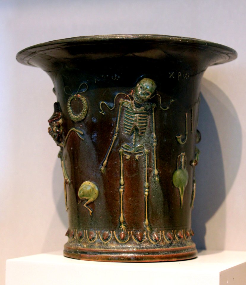 Memento Mori Lead-glazed ceramic Skeletons Berlin Altes Museum 01052018 2