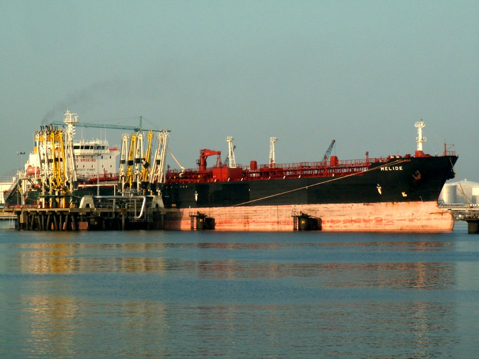 Melide at the '7e Petroleumhaven', Port of Rotterdam, Holland 01-Jul-2006