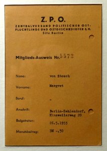 Member ID card, Zentralverband Politischer Flüchtlinge und Ostgeschädigter e.V., Berlin, 1953 AD, paper - Braunschweigisches Landesmuseum - DSC04928 photo