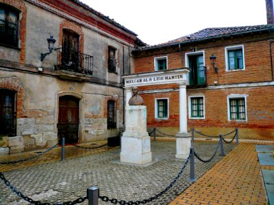 Melgar de Fernamental - Monumento al Padre Luis Martín 1