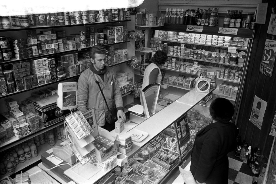 Melkboer (Schieveen) in winkel, Bestanddeelnr 926-3447