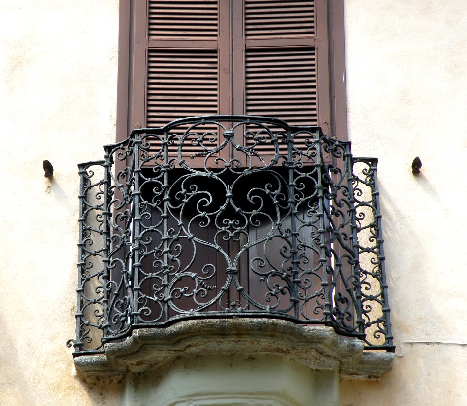 Meina Via Mazzini 5