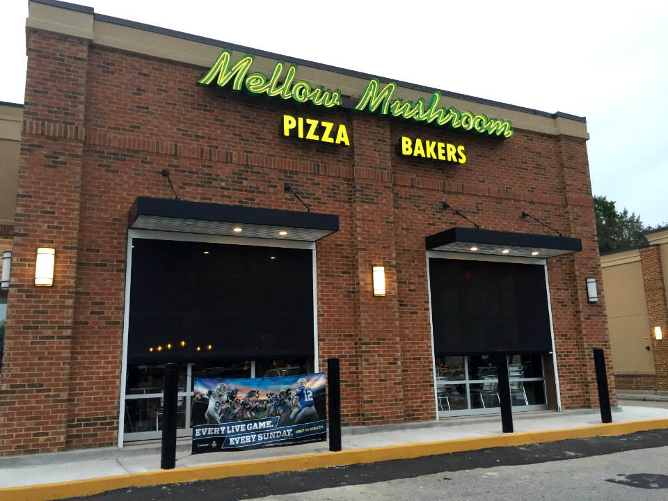 Mellow Mushroom in Hiram, Georiga, September 2016