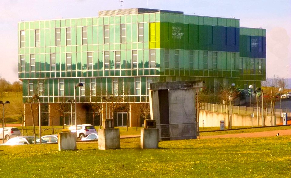 Miñano Menor - Parque Tecnológico de Álava - Edificio E7 (LKS Ingeniería-Vitoria y Basque Cybersecurity Centre, BCSC) 3