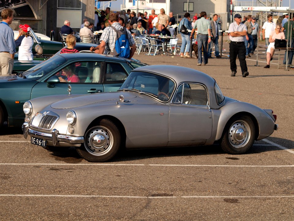 MG A Coupe 1600 dutch licence registration DE-96-11 pic01