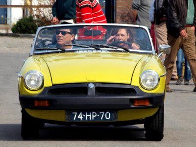 MG B Tourer (1976) , Dutch licence registration 74-HP-70