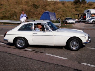 MG BGT dutch licence registration 16-YA-33 pic1