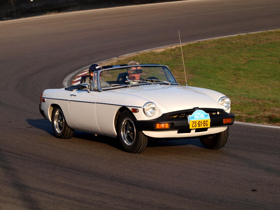 MG B Tourer US dutch licence registration ZS-61-BG pic2