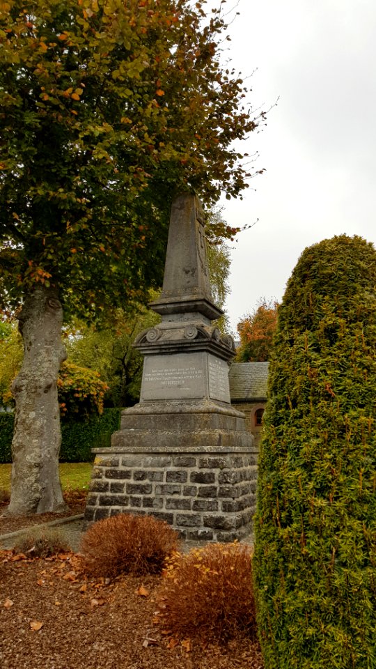 Meyerode-Denkmal bei Kirche St. Martin (3)
