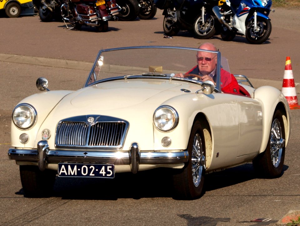 MG A dutch licence registration AM-02-45 pic1