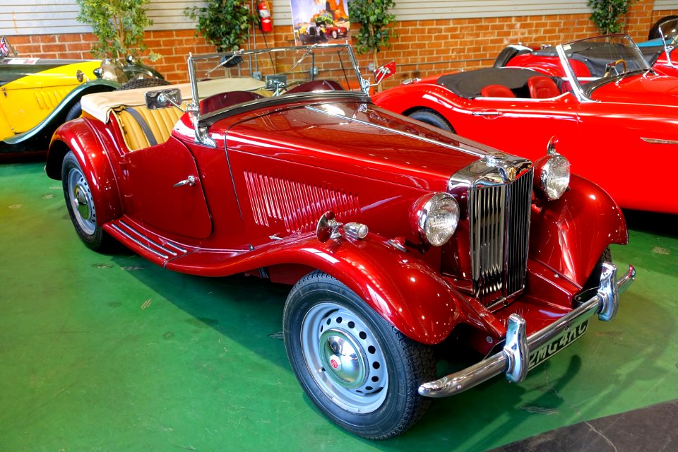 MG, red, unidentified - Automobile Driving Museum - El Segundo, CA - DSC01948