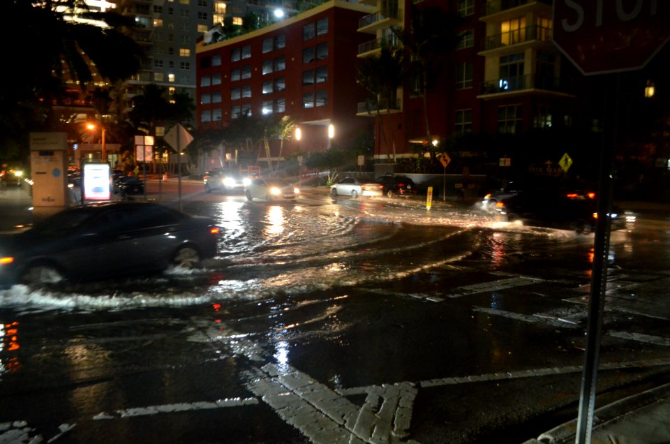 Miami tidal flooding Oct 14 2016 11 Brickell