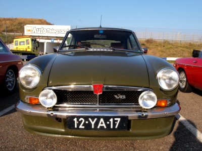 MG B GT V8 dutch licence registration 12-YA-17 pic1