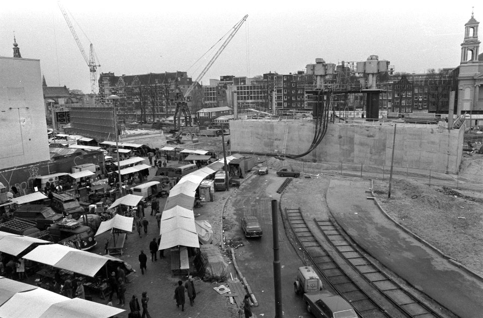Metrobouw Waterlooplein Amsterdam, (l) bouw tunnelstation overzicht, Bestanddeelnr 925-2492