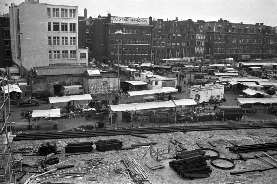 Metrowerkzaamheden op Waterlooplein Amsterdam, Bestanddeelnr 925-1932
