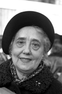 Mevrouw Samkalden start kinderpostzegelactie op Dam, Amsterdam, Bestanddeelnr 925-1201