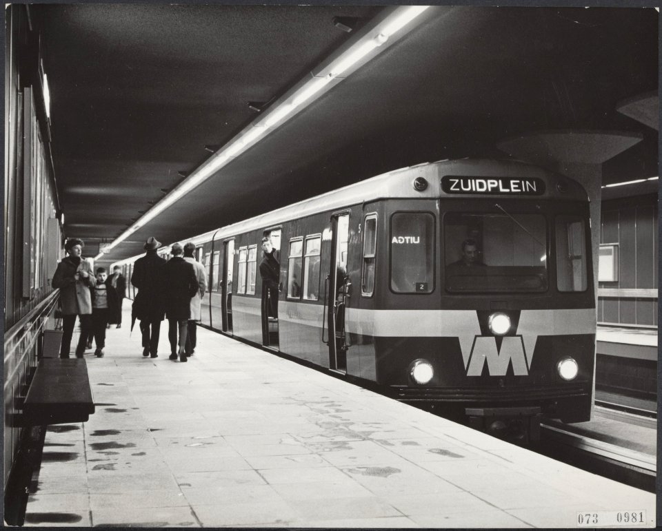 Metros, Bestanddeelnr 073-0981