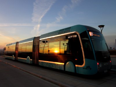 Metz Le Met' Van Hool Exquicity 24 n°1311 MB Maternité (1)