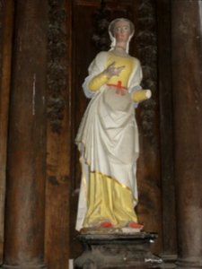 Meurçé (Sarthe) église, retable de la Vierge, statue d'une sainte