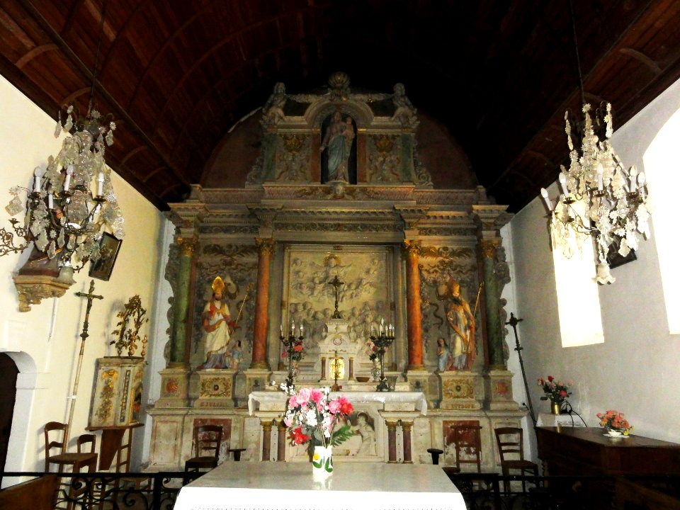 Meurcé (Sarthe) église, grand retable de l'Ascension, et 2 lustres (objets MH)