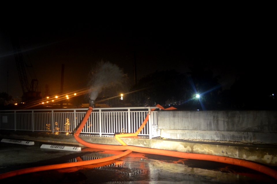Miami Beach pump tidal flooding with rain at high tide during king tides 18