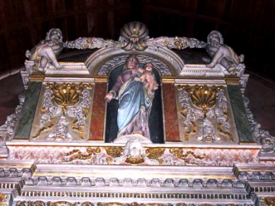 Meurçé (Sarthe) église, grand retable, statue Vierge à l'Enfant