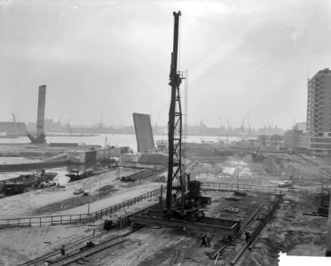 Metrobouw in Rotterdam, werkzaamheden op de Schiedamsedijk, Bestanddeelnr 912-0092