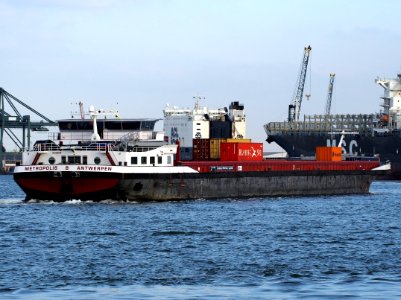Metropolis (ship, 2009) - ENI 06105155, Port of Antwerp pic1