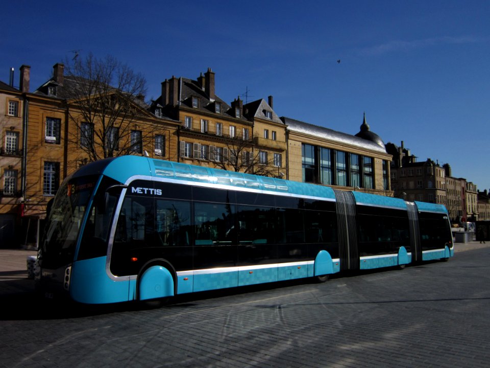 Metz Le Met' Van Hool Exquicity 24 n°1311 MB République (3)