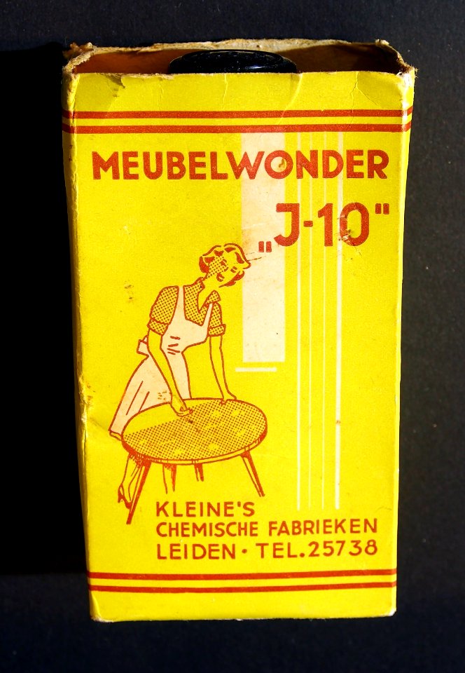 Meubelwonder J-10, Kleines Chemische Fabrieken, pic1