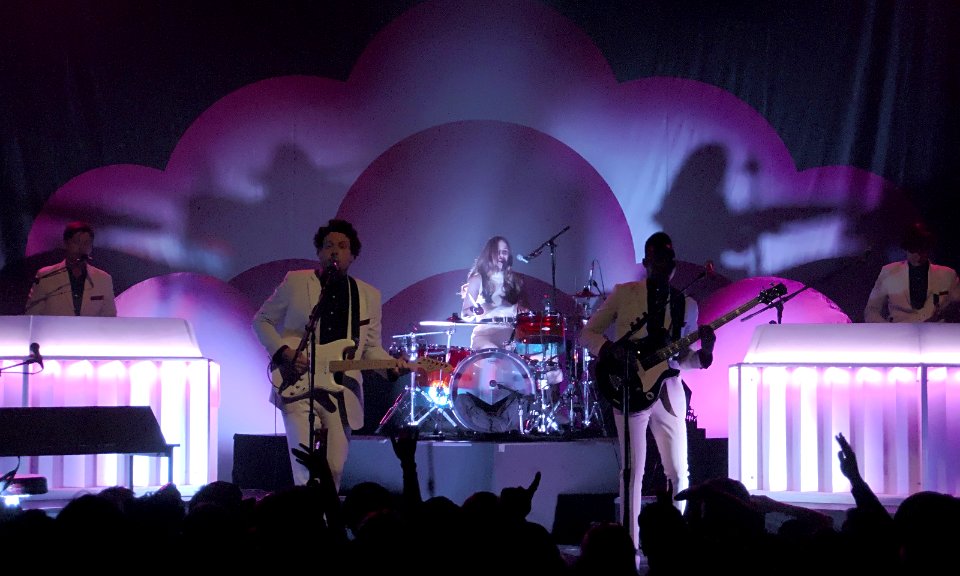 Metronomy 2014-06-17 Fonda Theatre (5292)