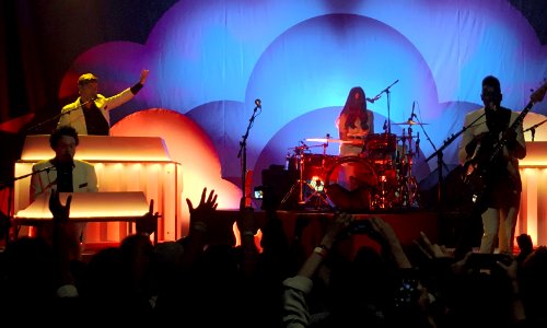 Metronomy 2014-06-17 Fonda Theatre (5301)