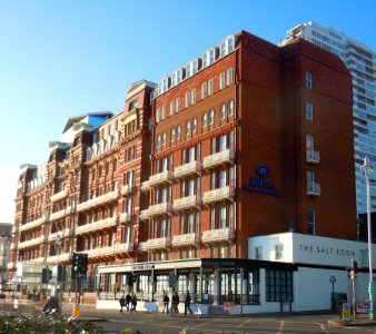 Metropole Hotel, Kings Road, Brighton (April 2015) (2)
