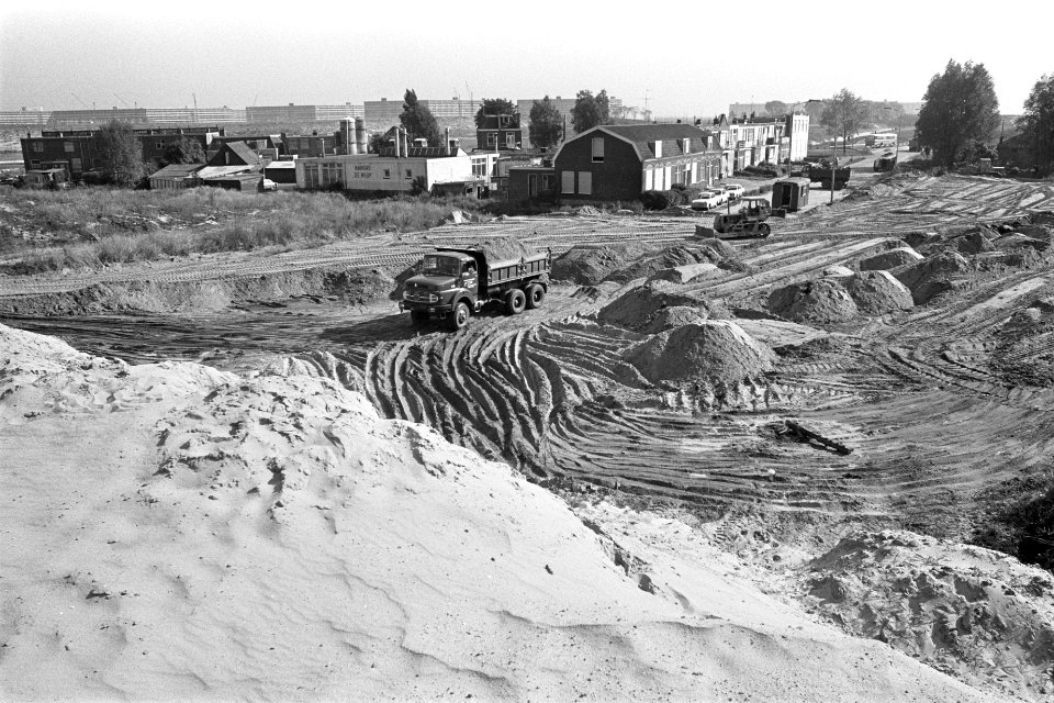 Metrobouw bij Amstelstation, bovengronds gedeelte in Bijlmermeer, Bestanddeelnr 925-9285
