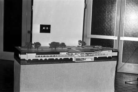 Metromaquettes bij Publieke Werken Amsterdam, metro Kruisingsstation Weesperple…, Bestanddeelnr 924-9663