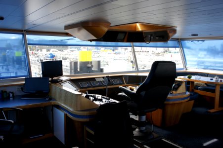Michelangelo - On the bridge - ENI 04803900 (ex ENI 02325781), Welplaathaven, Port of Rotterdam, pic2