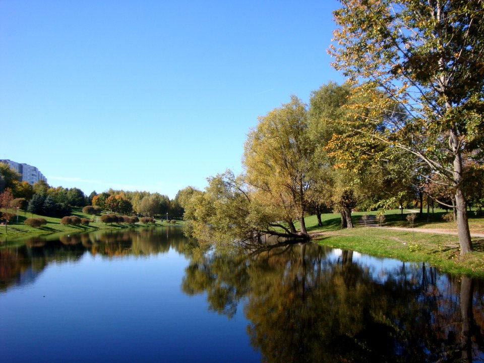 Michail Paulau Park in Minsk city - view 12 - 1 October 2014 AD
