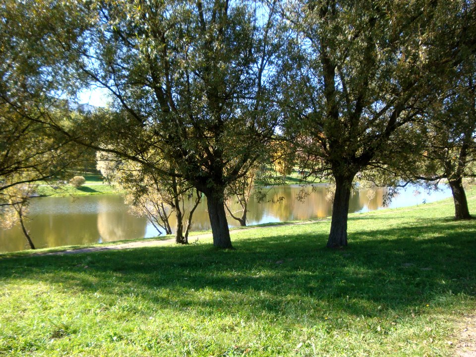 Michail Paulau Park in Minsk city - view 08 - 1 October 2014 AD