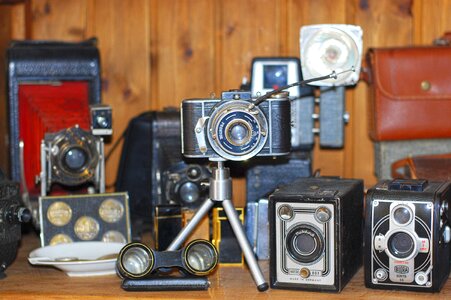 Antiques composition old cameras