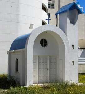 Town chapel architecture