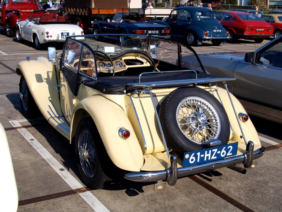 MG TF (1955), Dutch licence registration 61-HZ-62, pic1