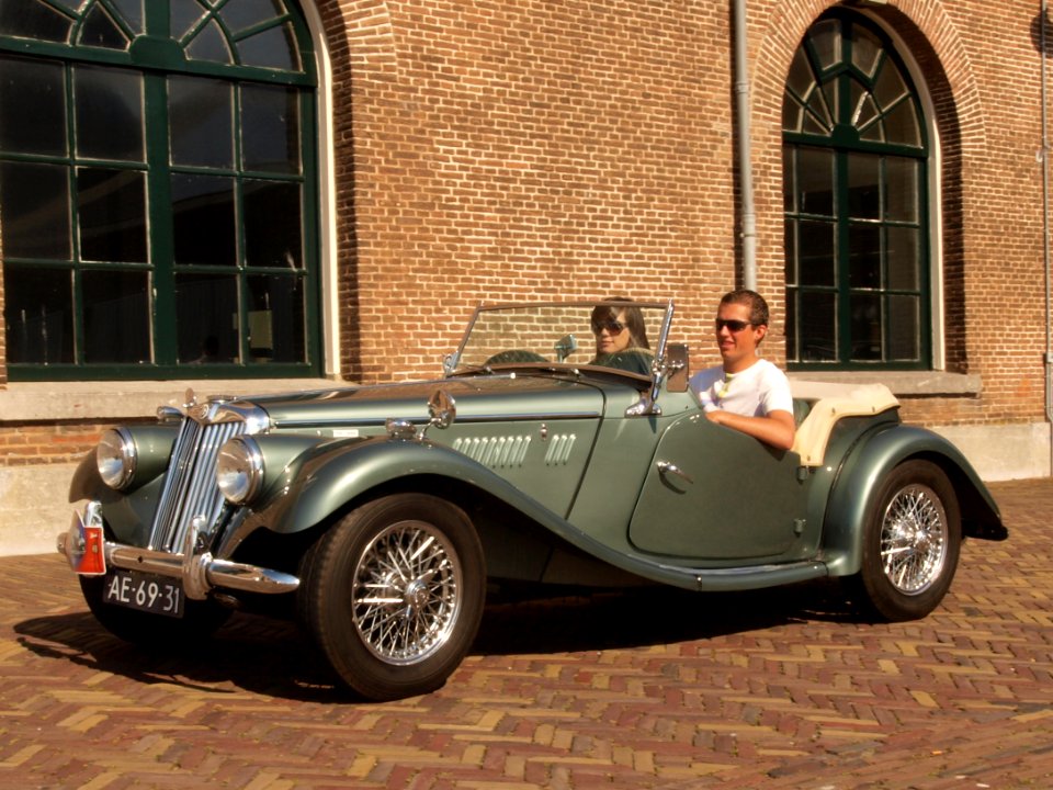 MG TF 1500 (1955), Dutch licence registration AE-69-31 pic1