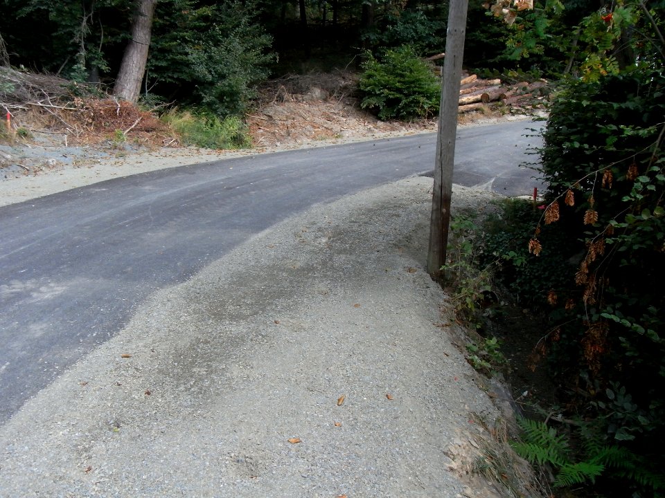 Michelbach Durchlass 24848294 Eschbacher Weg aus R0018816