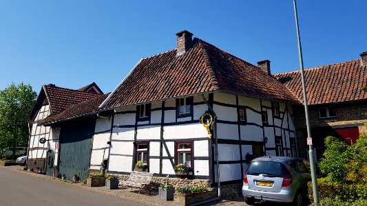 Mheer-wegkruis Stallestraat 12 (2)