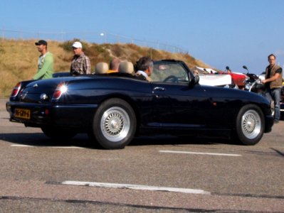 MG RV8 dutch licence registration 96-GRV-6 pic1