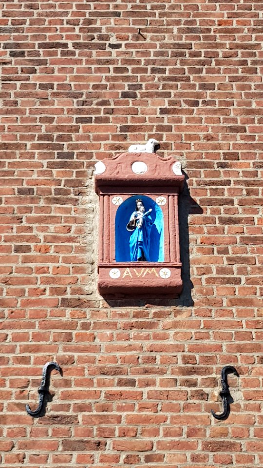 Mheer-Maria in gevel Stallestraat 32 (1)